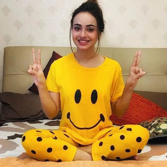 Yellow Smile Print Full Sleeves T-shirt With Dotted Pajama Night Suit (SP-51)